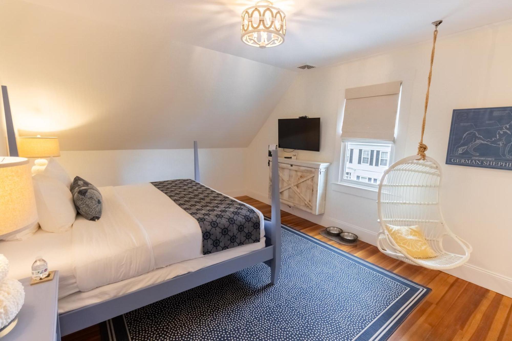 Bed and Breakfast Paws On Pelham (Adults Only) à Tour de Tour de Newport Extérieur photo