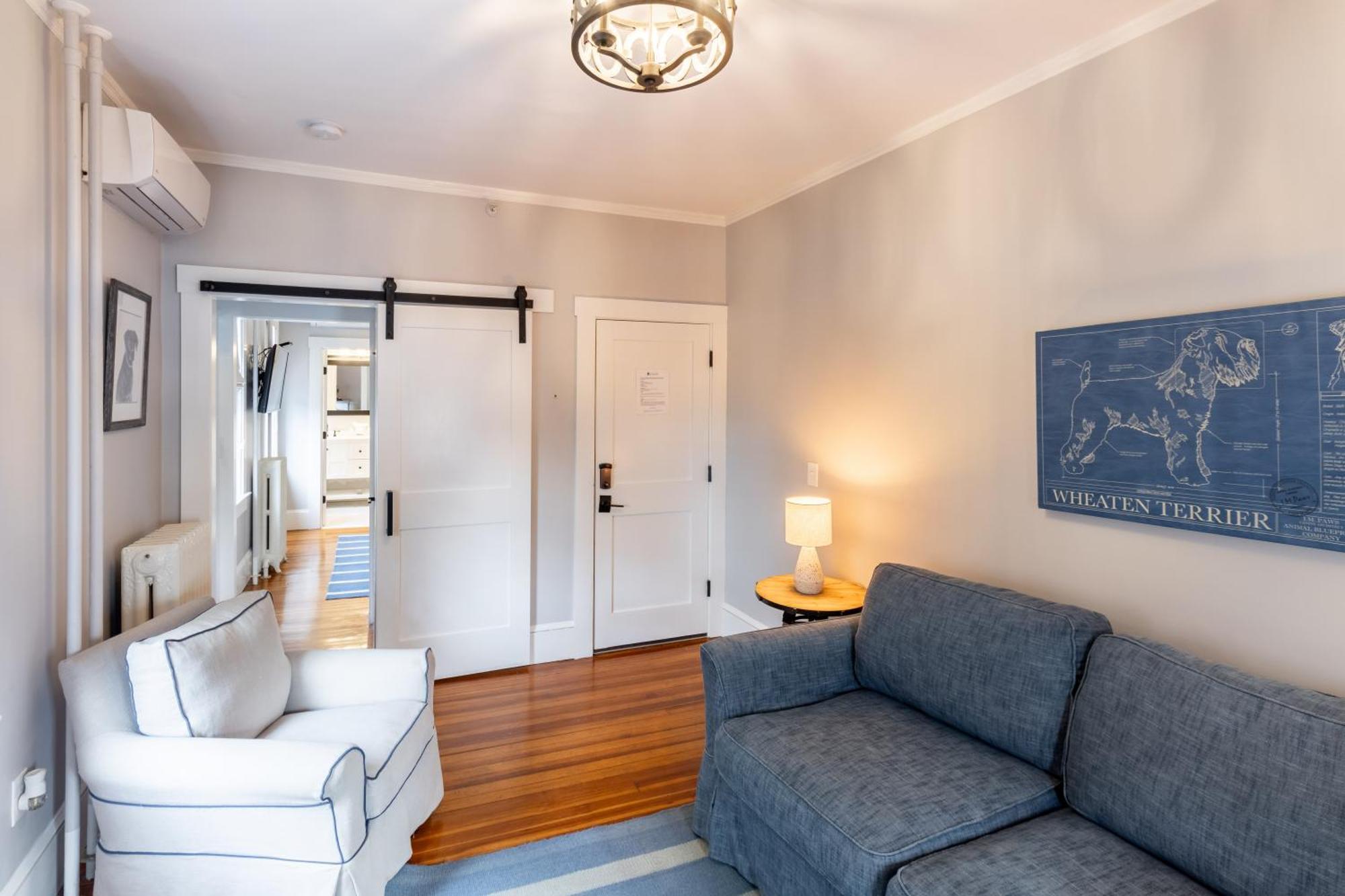 Bed and Breakfast Paws On Pelham (Adults Only) à Tour de Tour de Newport Extérieur photo