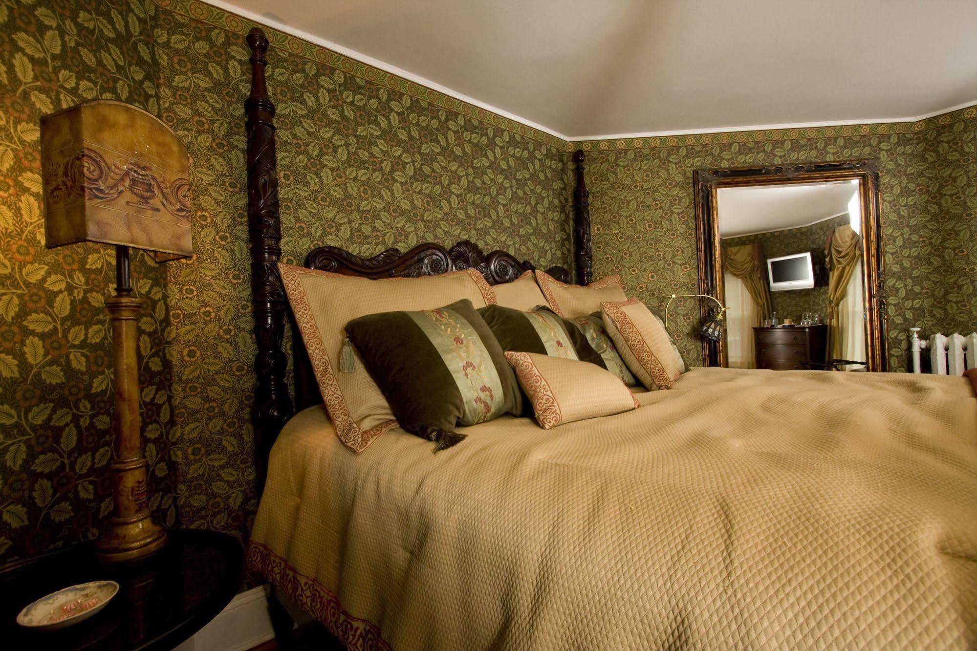 Bed and Breakfast Paws On Pelham (Adults Only) à Tour de Tour de Newport Extérieur photo